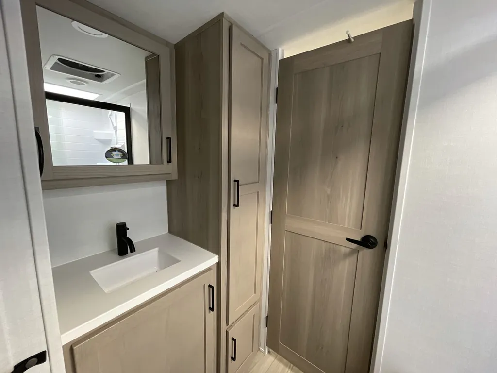 2026 Forest River Rockwood Mini Lite 2506FK, Photos photo 16
