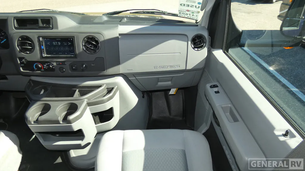 2024 NeXus RV Viper 29V, Photos photo 11