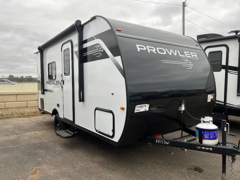 2026 Heartland Prowler Lynx 1700RB - Photo 2