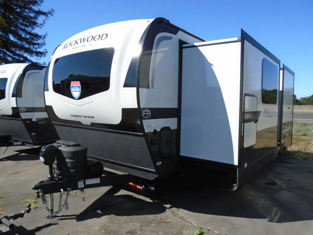 2027 Forest River Rockwood Mini Lite 2523MBR