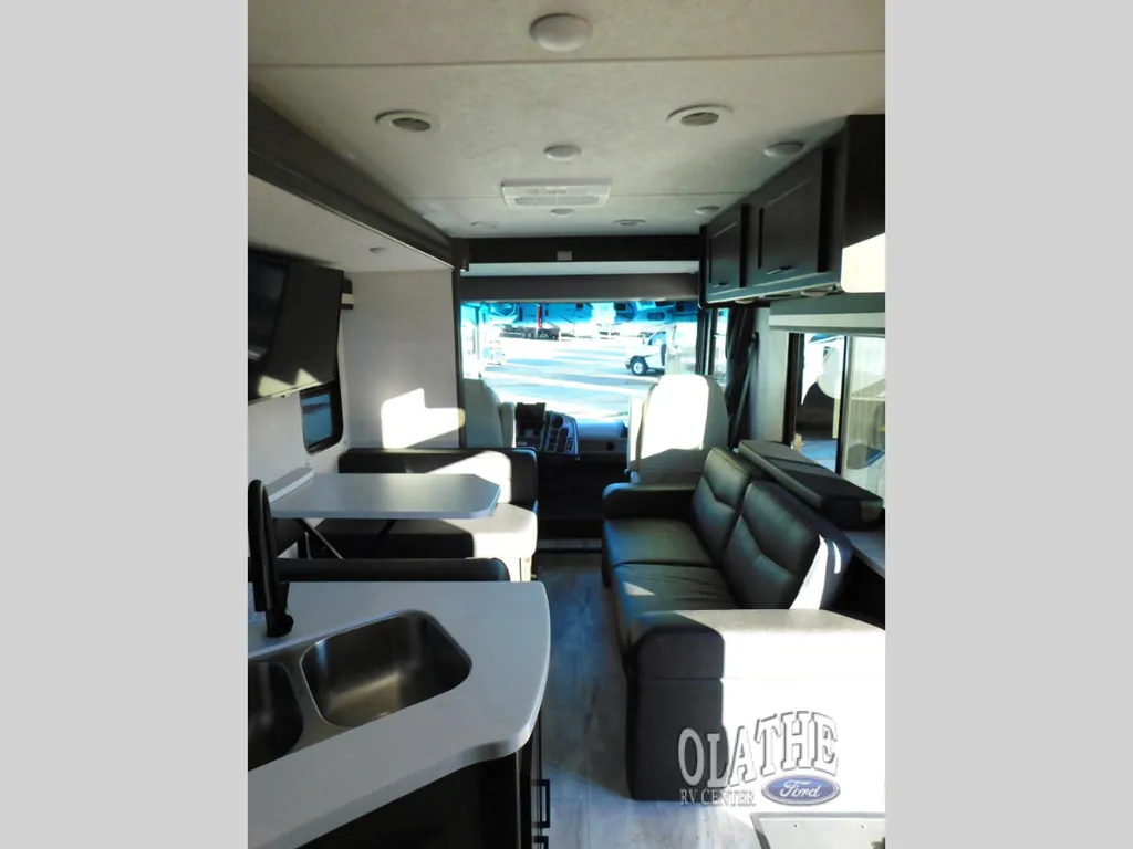 2024 Coachmen Pursuit 31BH, Photos photo 11