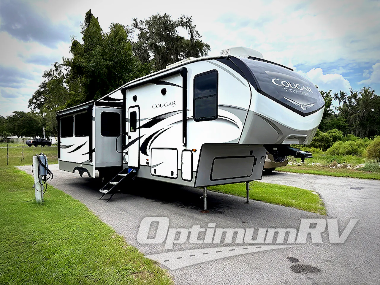 2021 Keystone Cougar Half-Ton 30RLS - Photo 2
