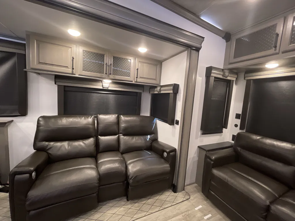 2022 Keystone Montana 3813MS, Photos photo 8
