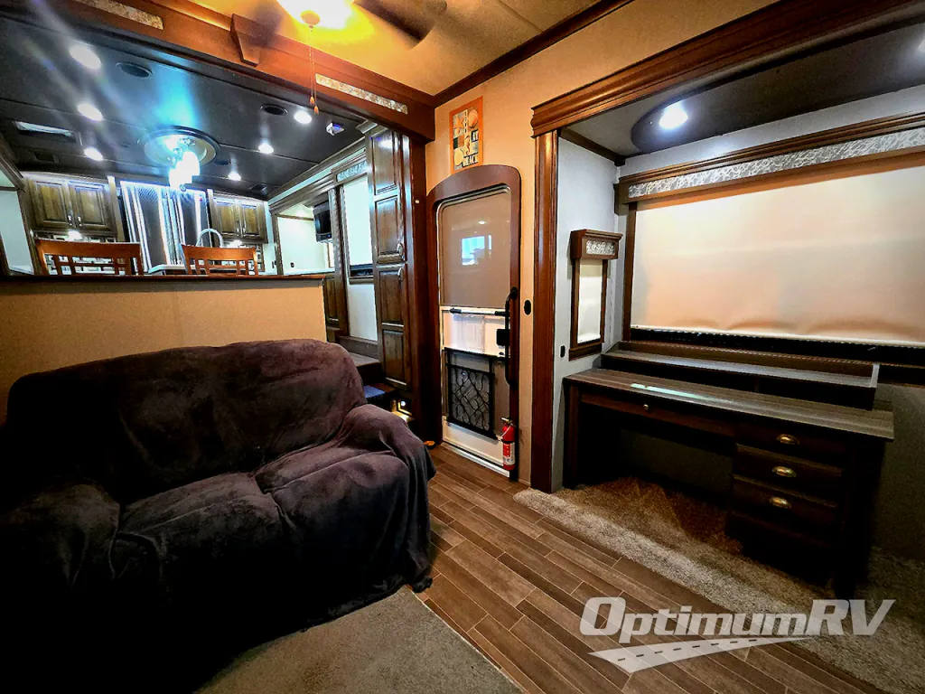 2019 Forest River Riverstone Legacy 38RE, Photos photo 7