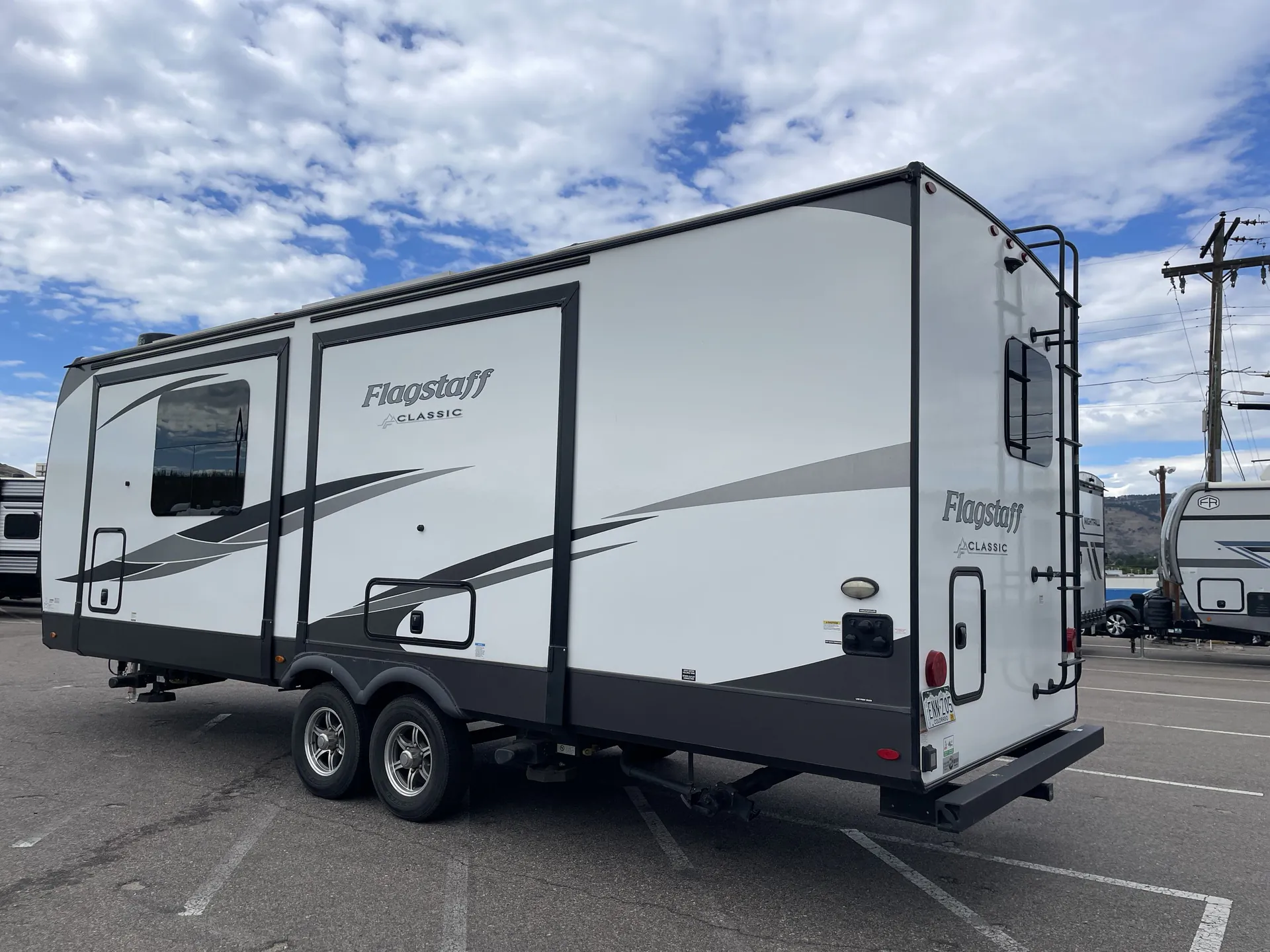 2024 Forest River Flagstaff Classic 826MBR — campside