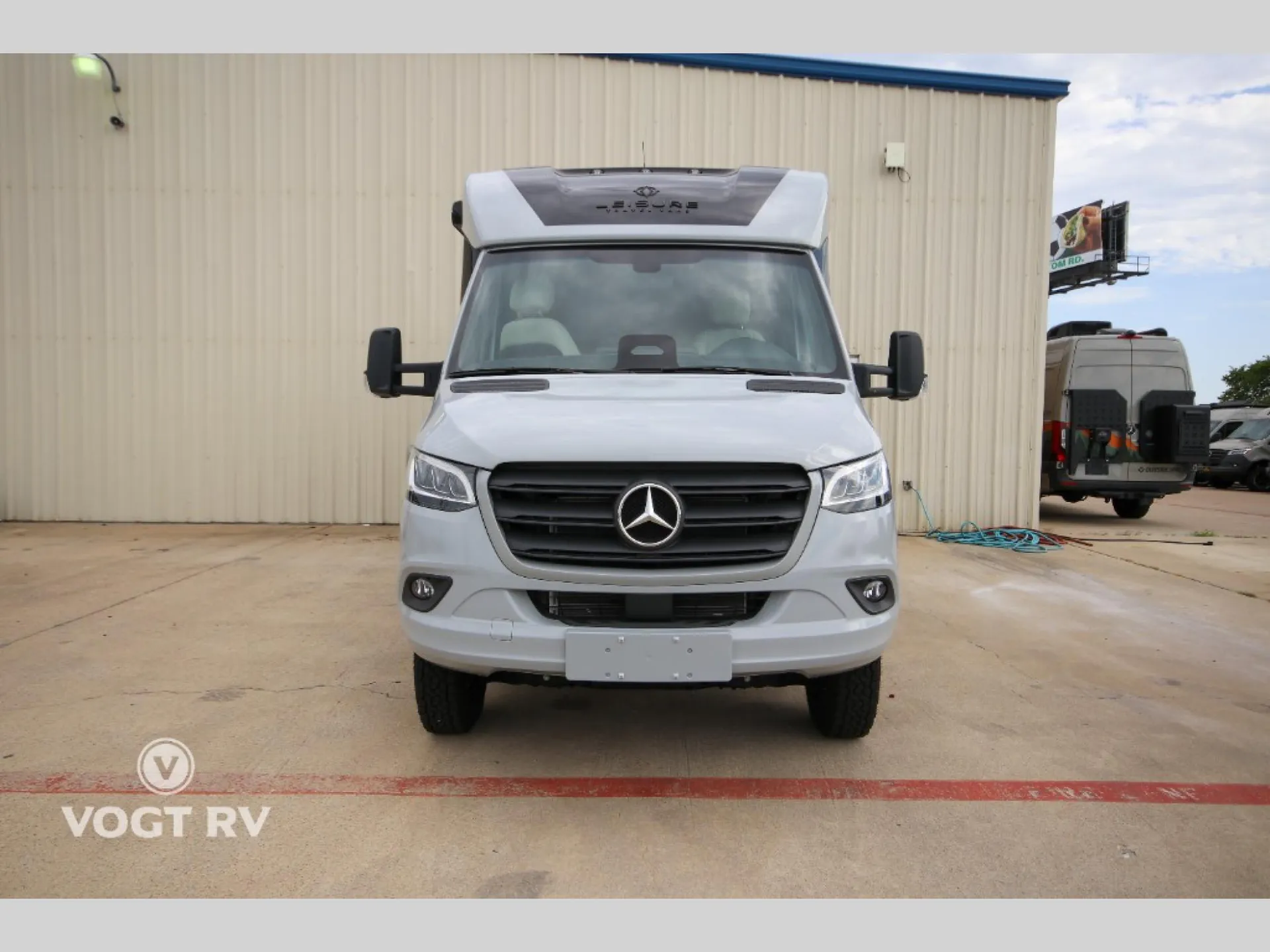 2026 Leisure Travel Unity TBX - Photo 3