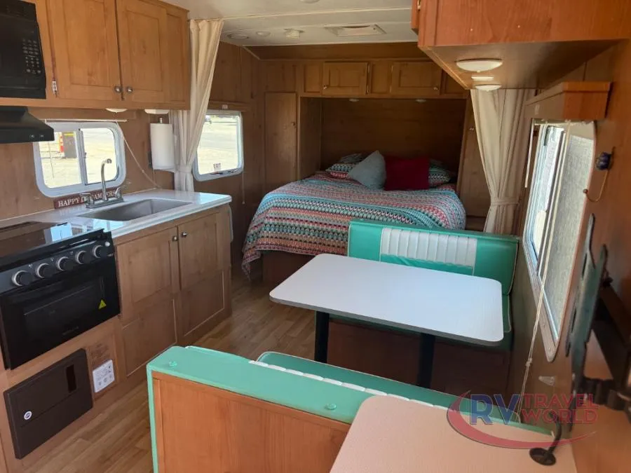 2020 Riverside RV Retro 189R - Photo 4