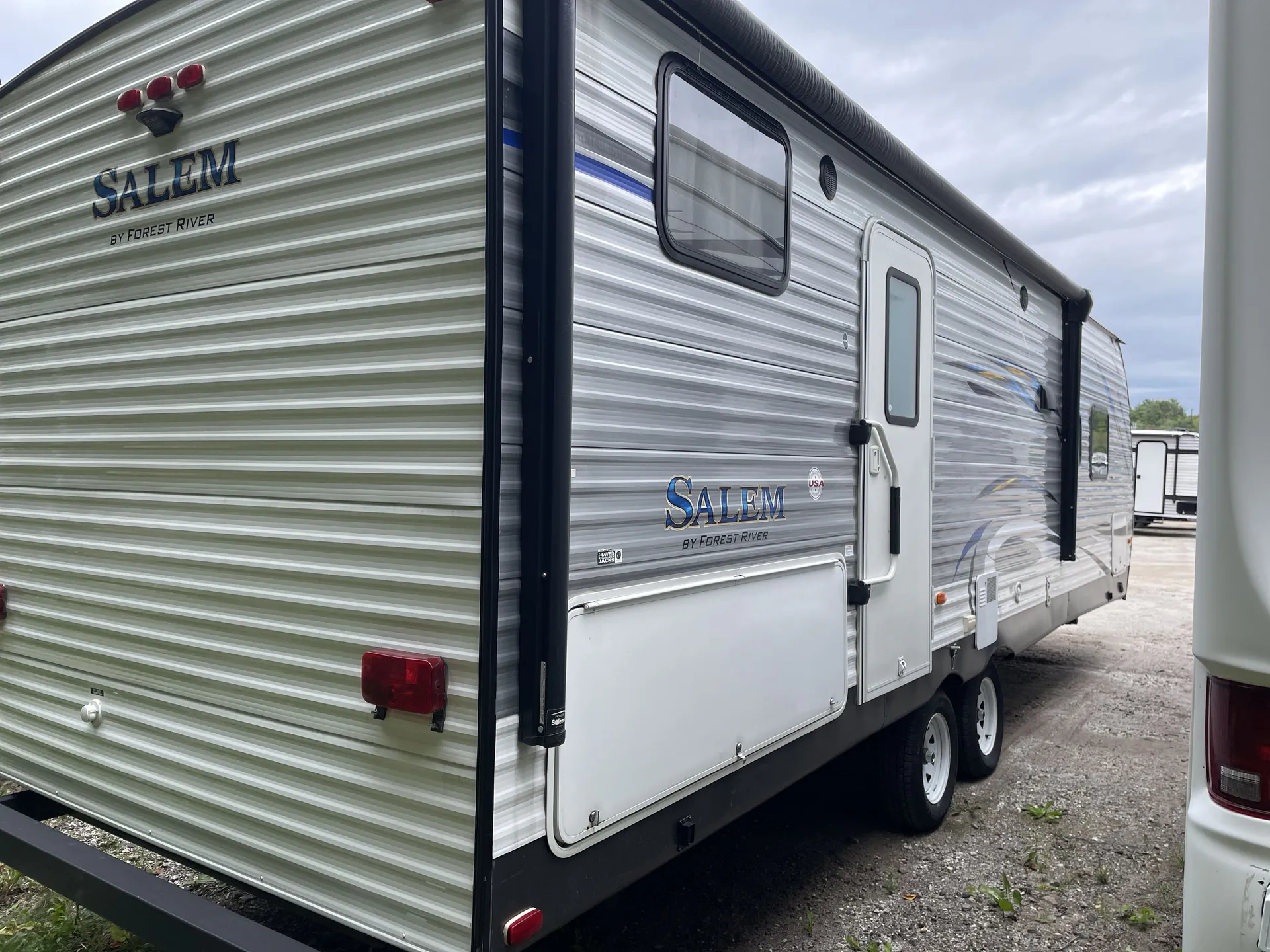 2019 Forest River Salem 27DBK — campside