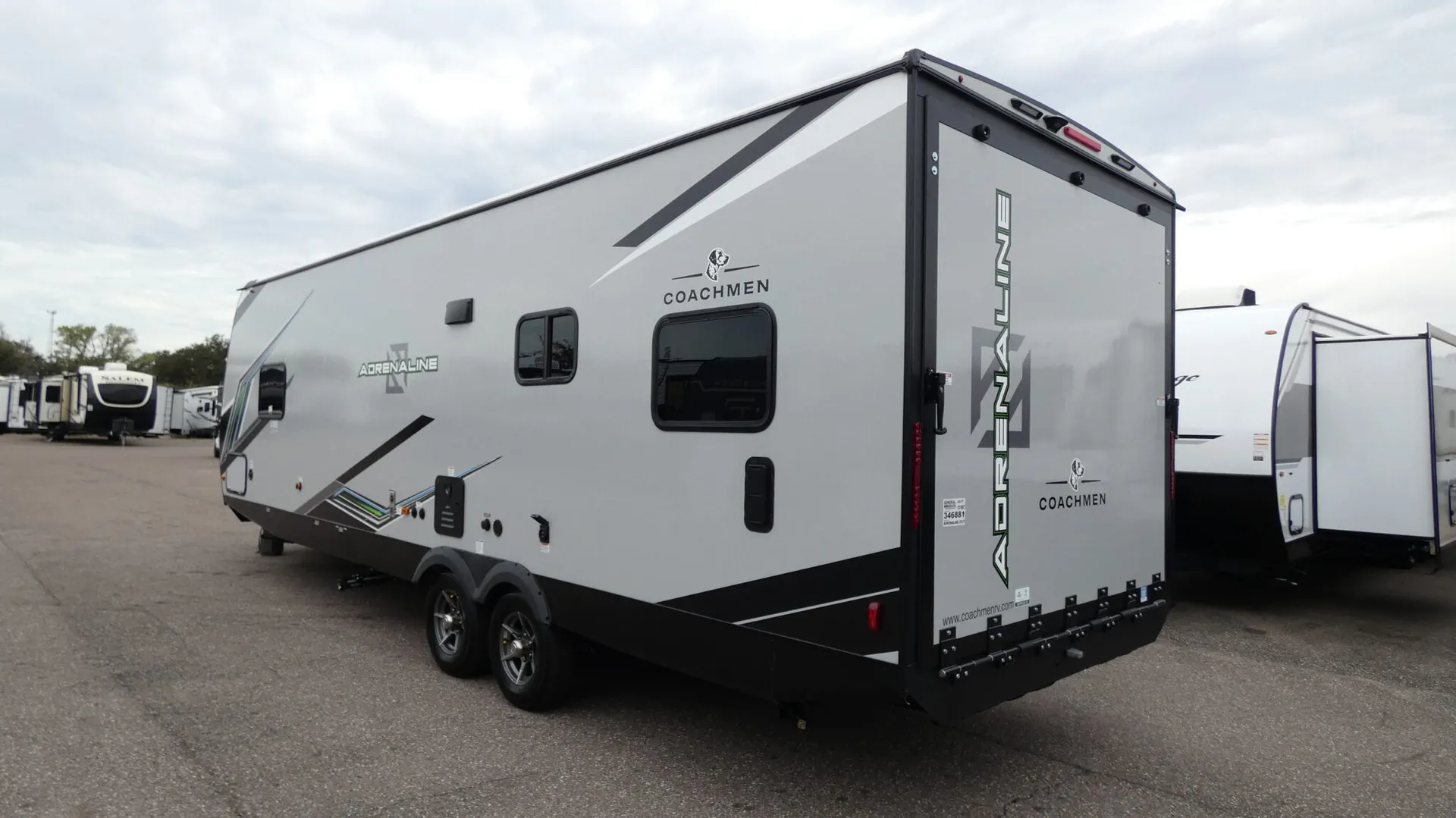 2026 Coachmen Adrenaline 27LT - Photo 4