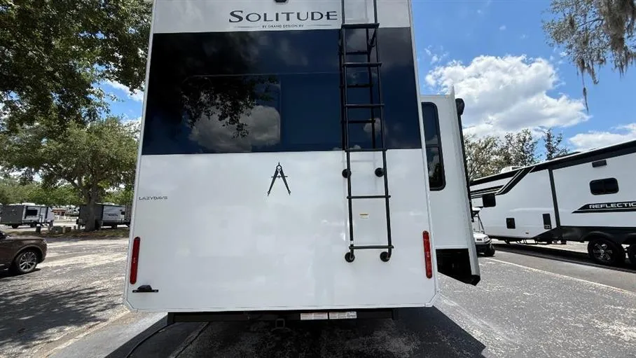 2026 Grand Design Solitude 370DV - Photo 4