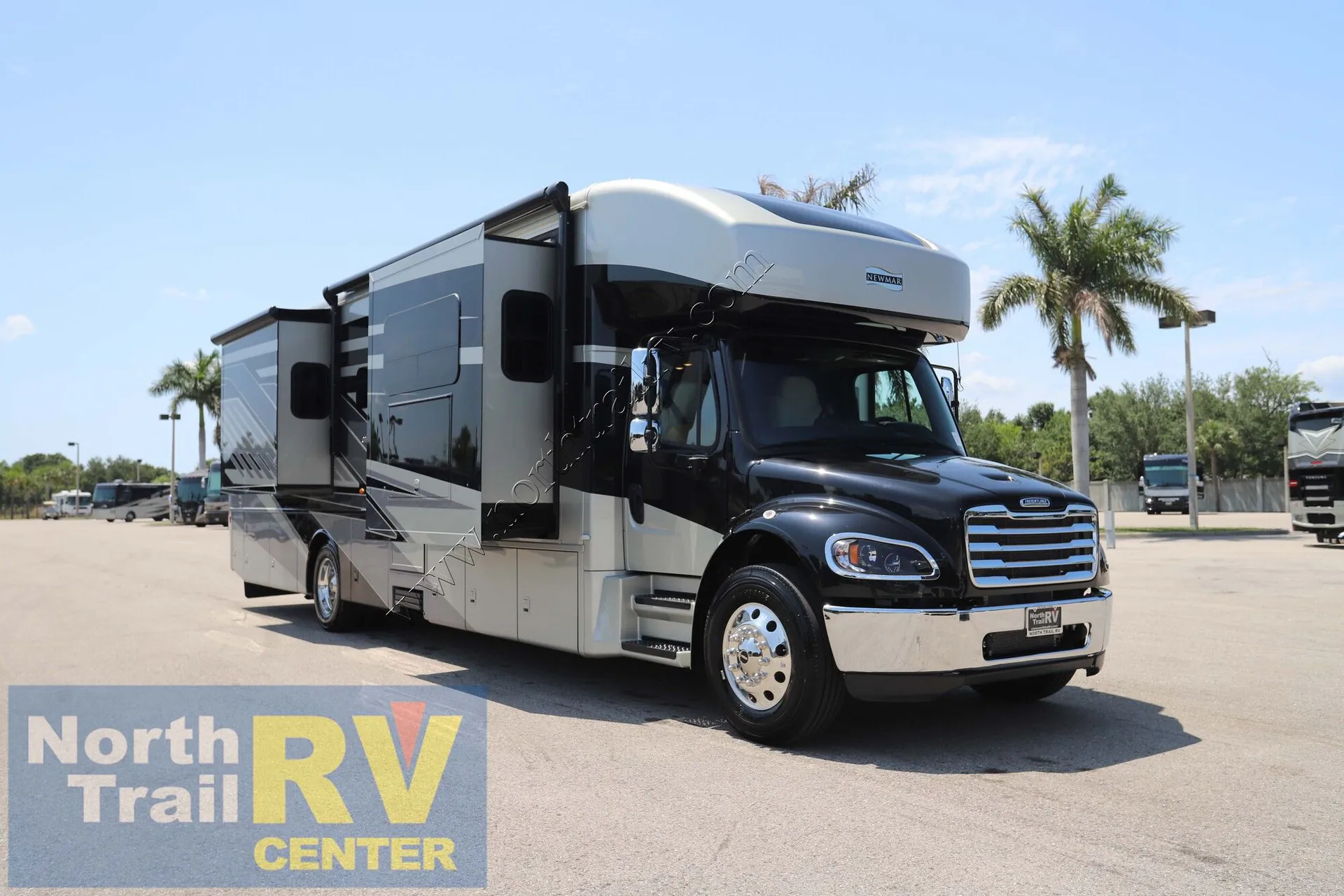 2026 Newmar Grand Star 3948 - Photo 2