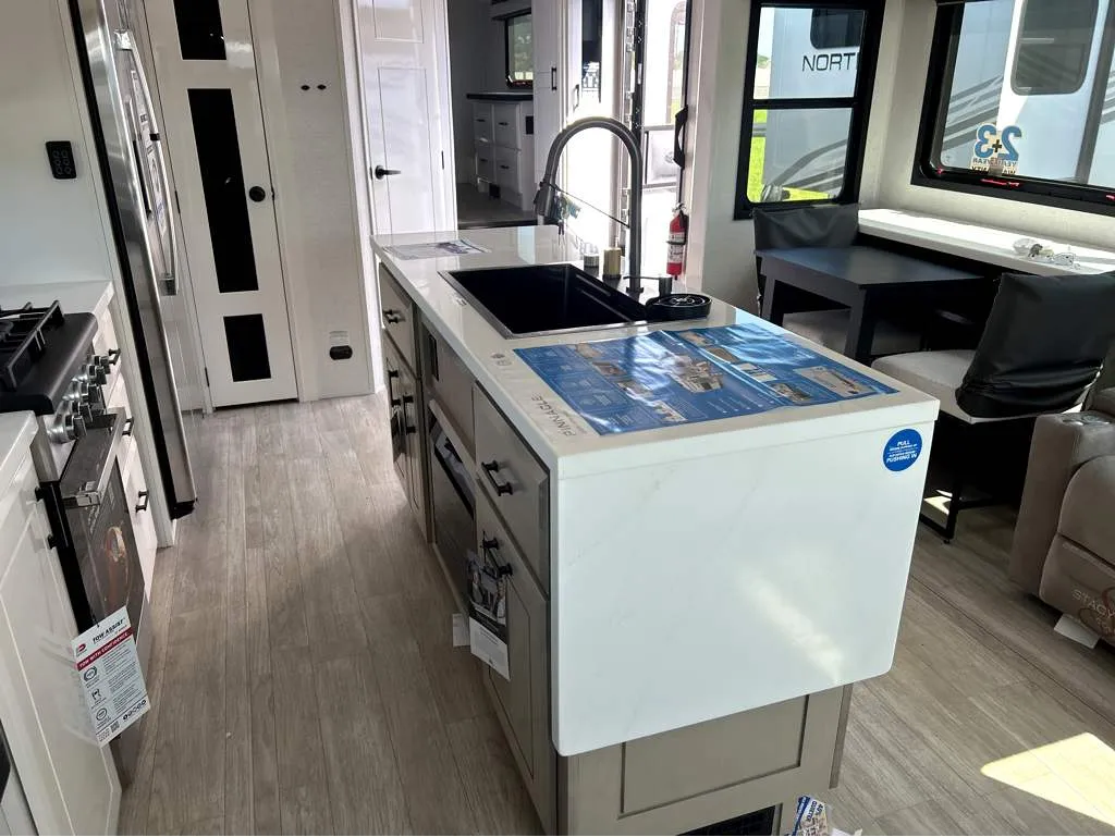 2026 Jayco Pinnacle 36FBTS, Photos photo 16