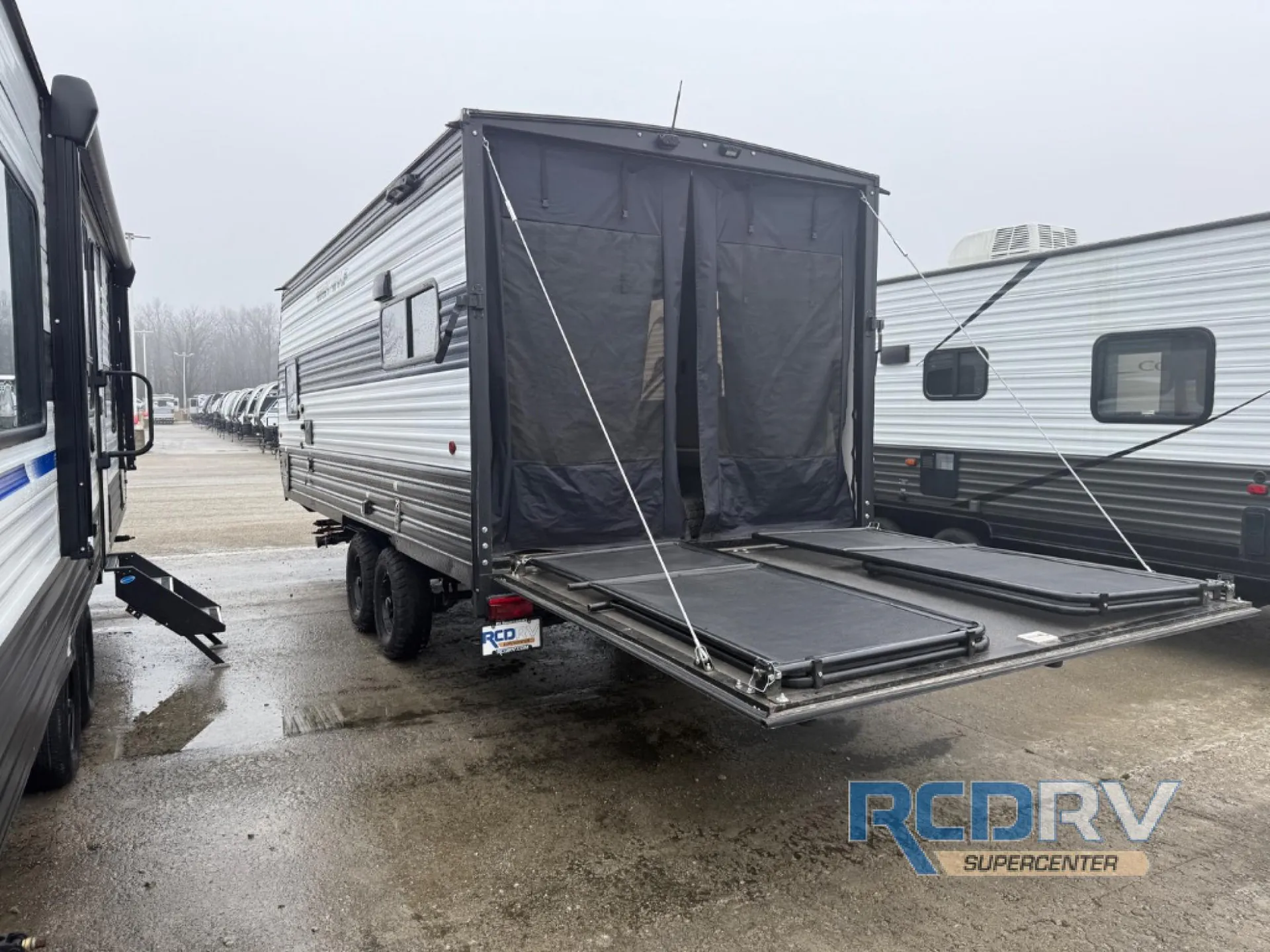 2024 Forest River Cherokee Grey Wolf Black Label 18RRBL - Photo 2