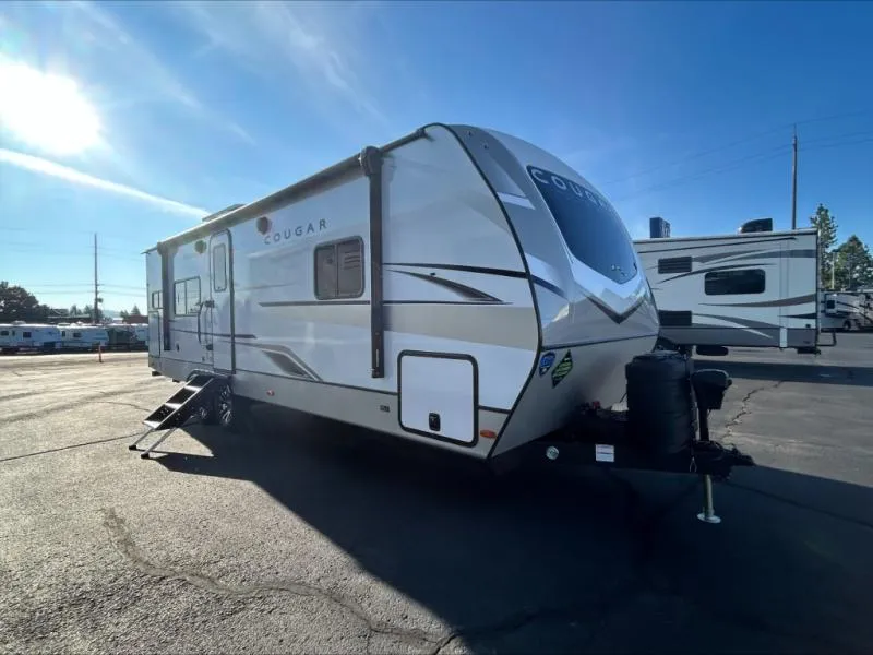 2025 Keystone Cougar Half-Ton 25MLEWE - Photo 2