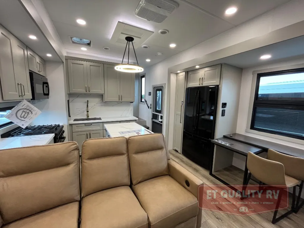 2026 Brinkley Model G 4150, Photos photo 29