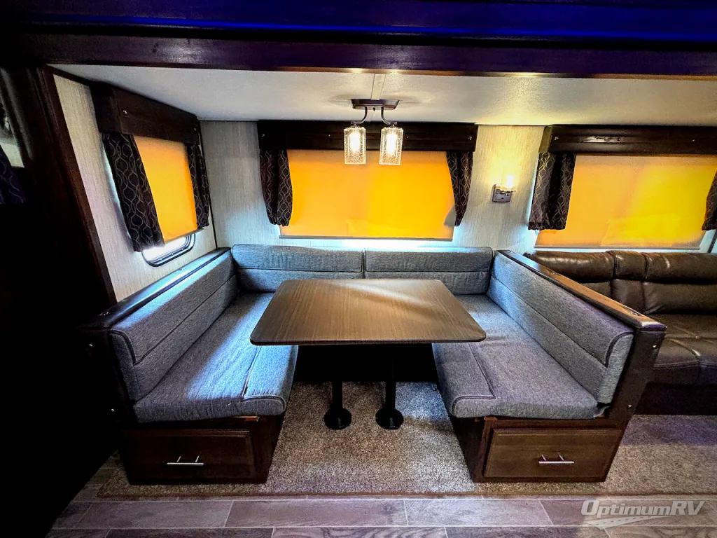 2019 Forest River Cherokee Alpha Wolf 26DBH-L, Photos photo 11