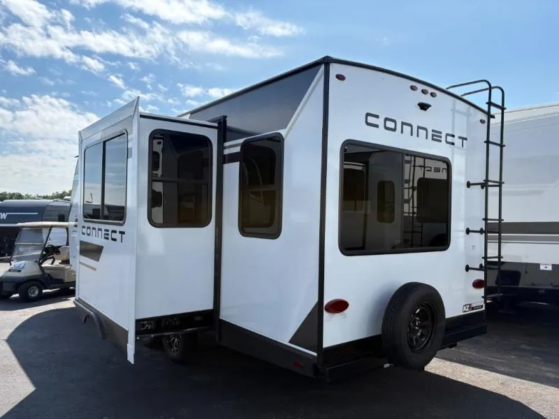 2027 KZ Connect 241RLK - Photo 4