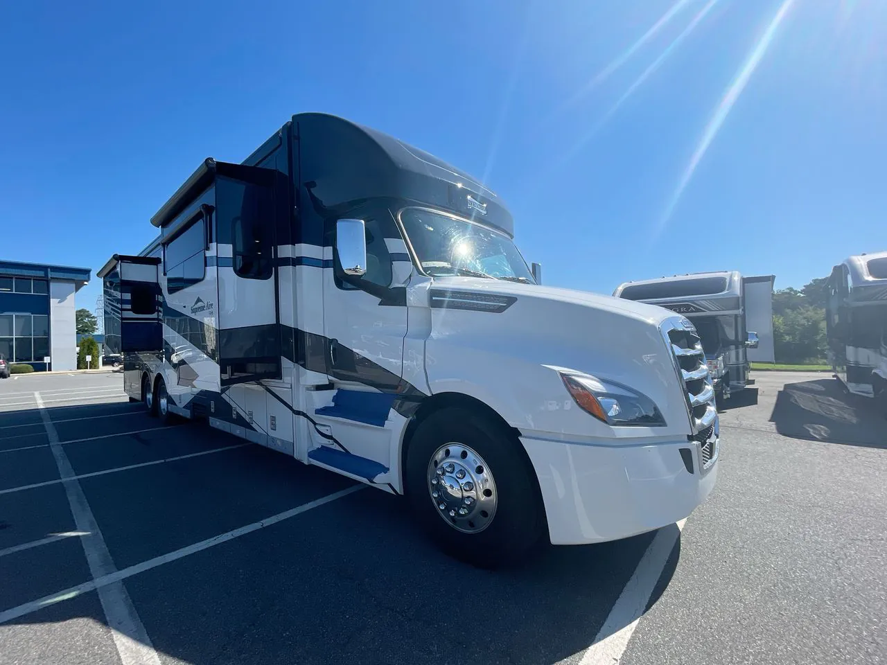 2026 Newmar Supreme Aire 4341 - Photo 2