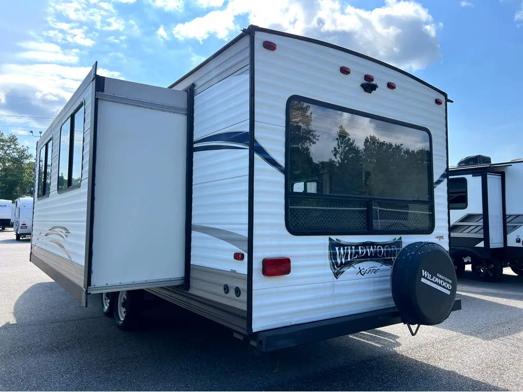 2018 Forest River Wildwood X-Lite 254RLXL - Photo 4