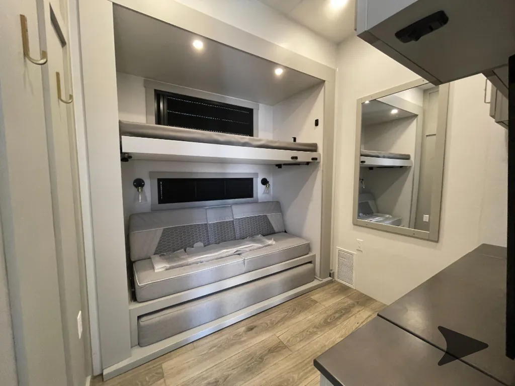 2024 Brinkley Model Z 3610, Photos photo 45