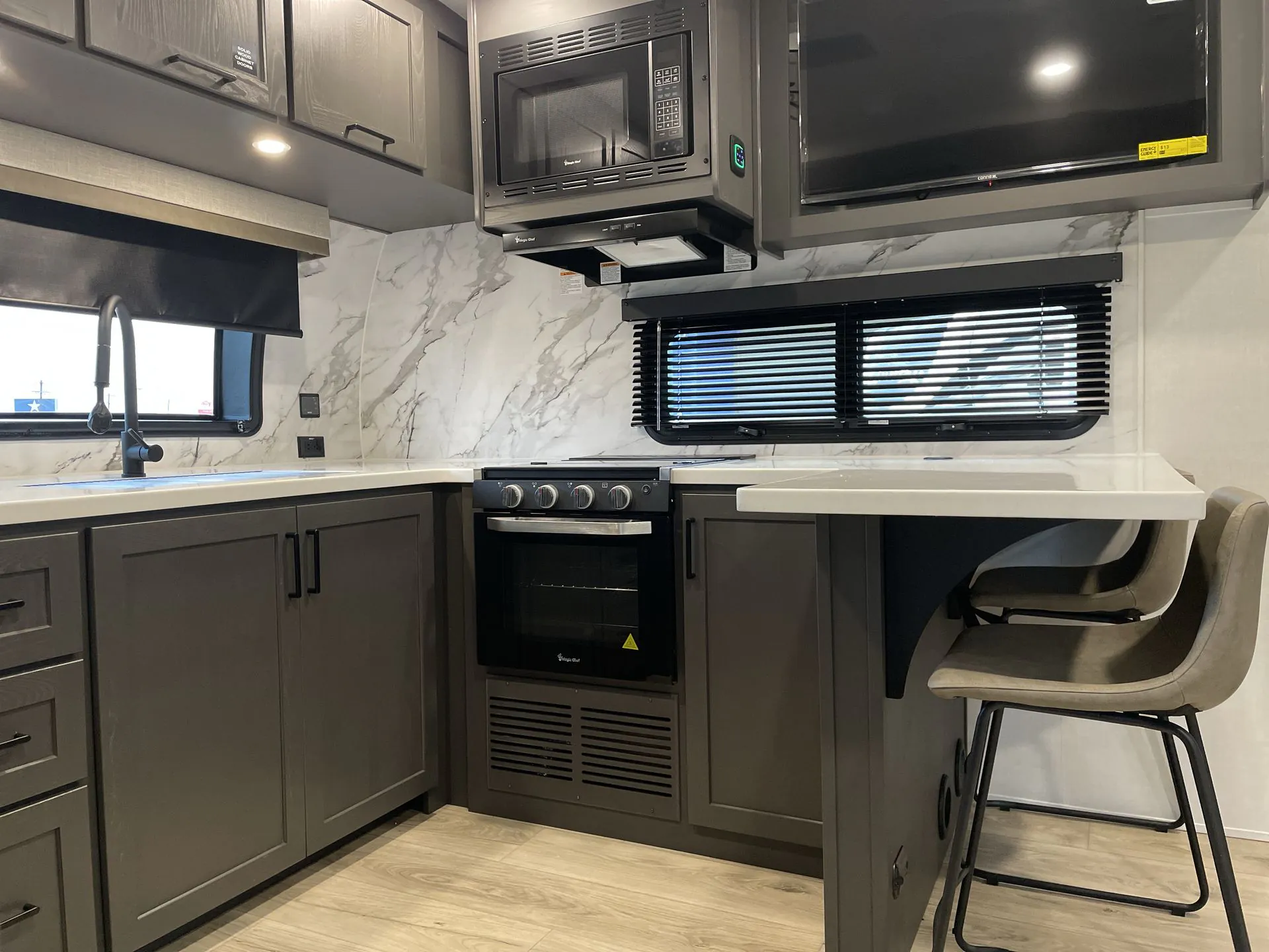 2027 Forest River Flagstaff Super Lite 26MBR — Photo 7