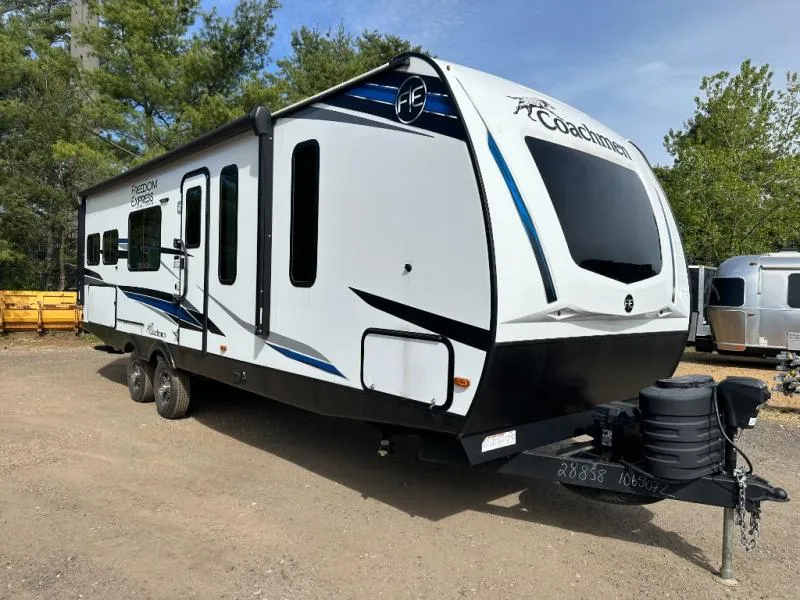 2024 Coachmen Freedom Express Ultra Lite 274RKS - Photo 2