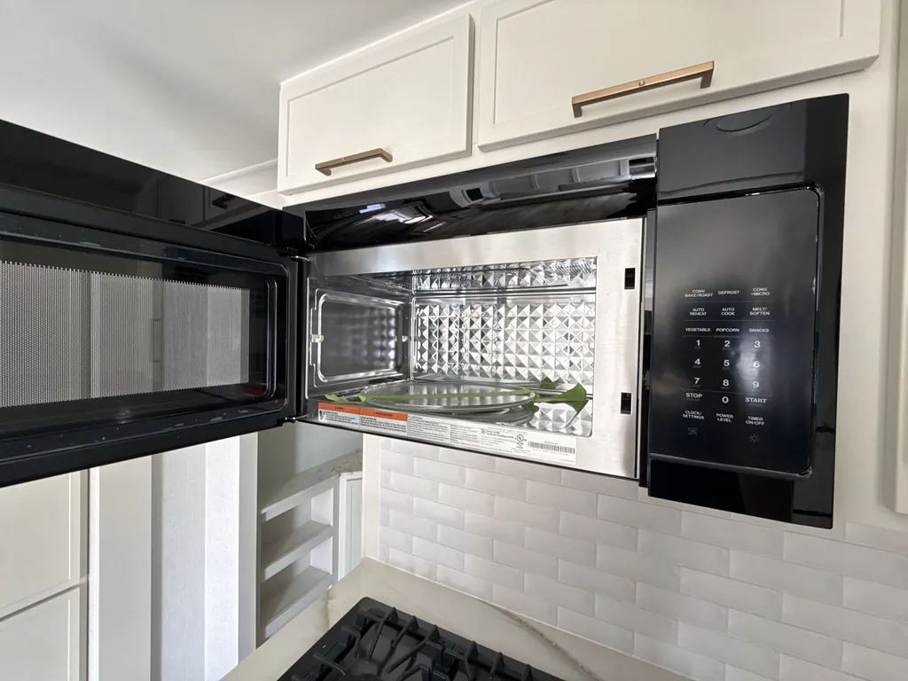 2026 Brinkley Model I 294, Photos photo 21