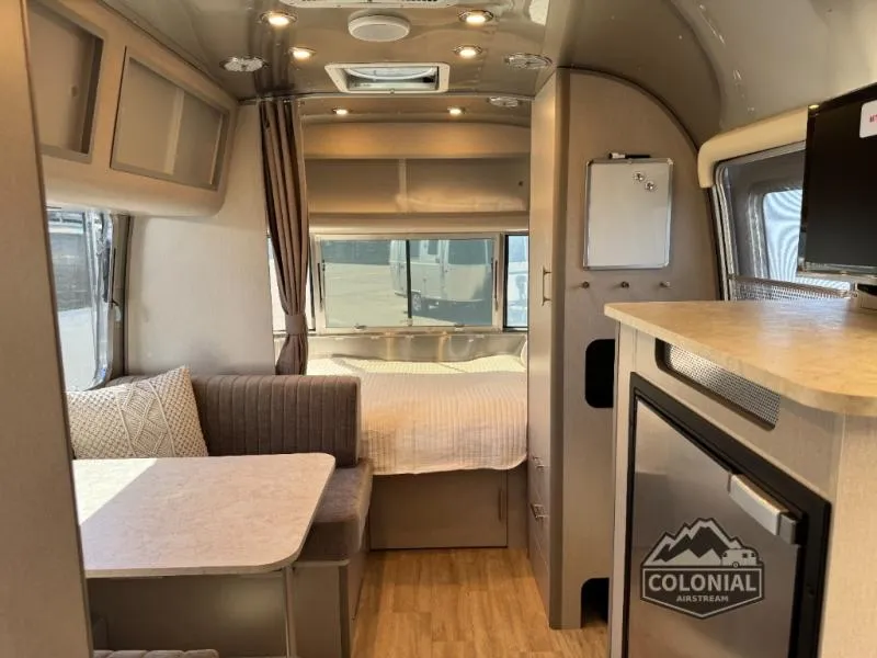 2026 Airstream Caravel 20FB - Photo 4
