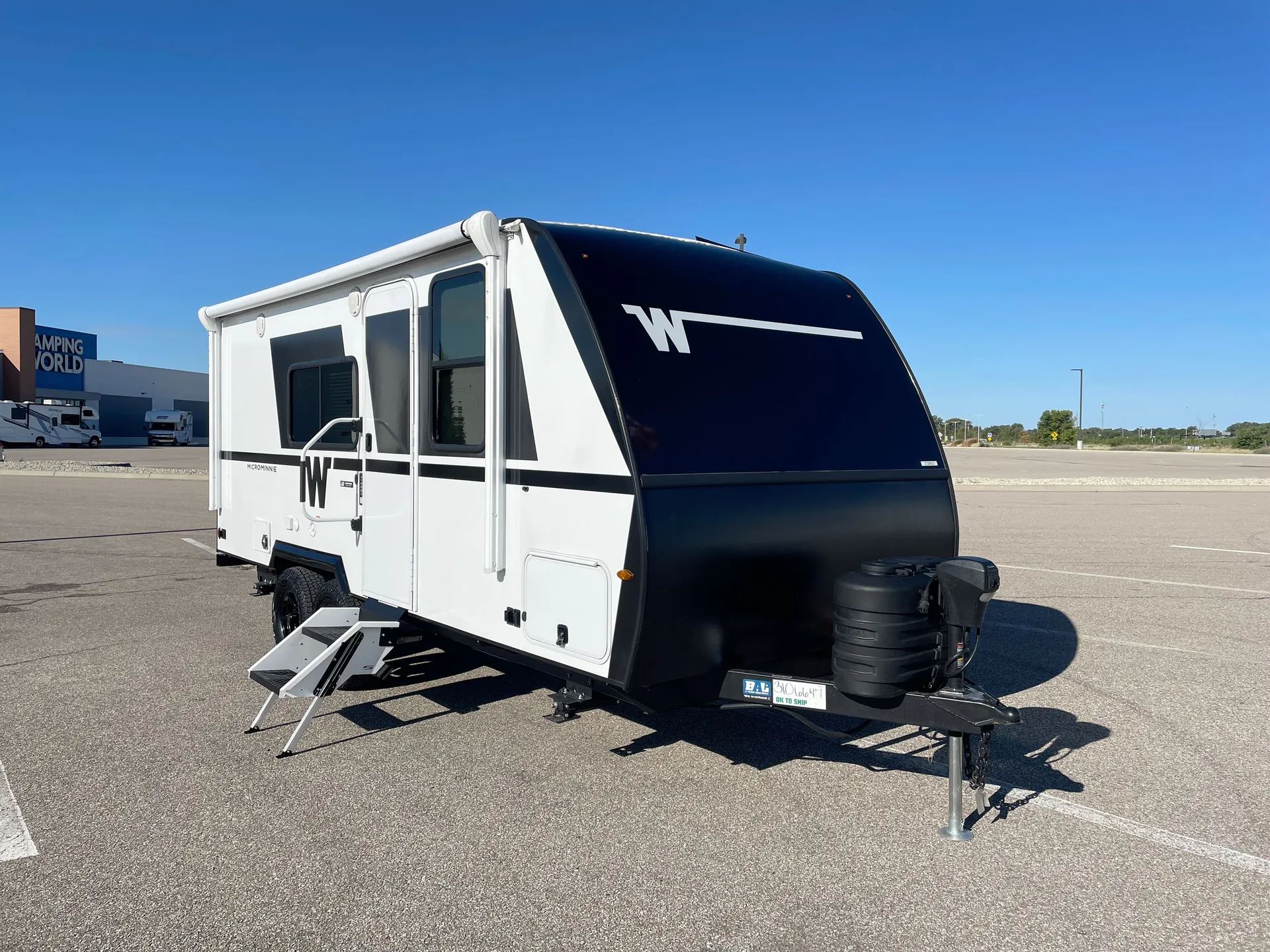 2027 Winnebago Micro Minnie 2108DS