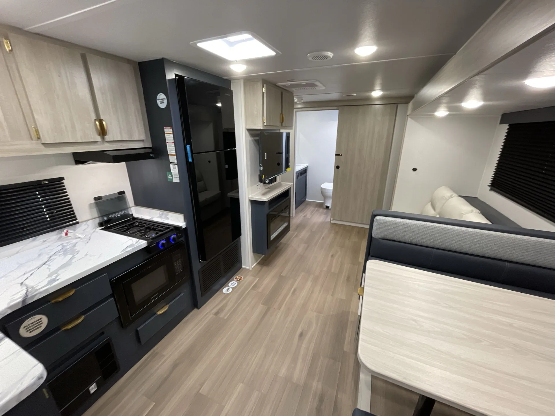 2026 East to West Acclaim 2600RB — living area main