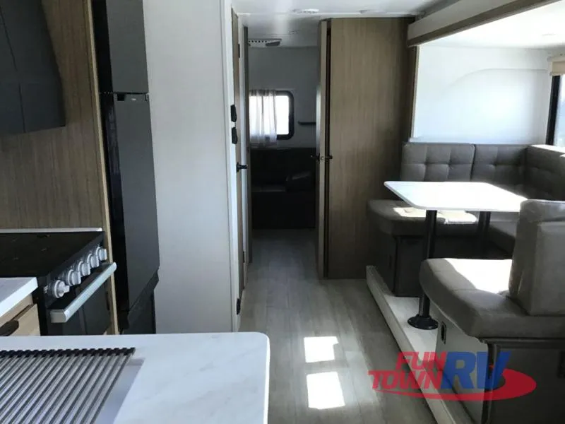 2025 Forest River Salem Cruise Lite 28VBXL - Photo 3