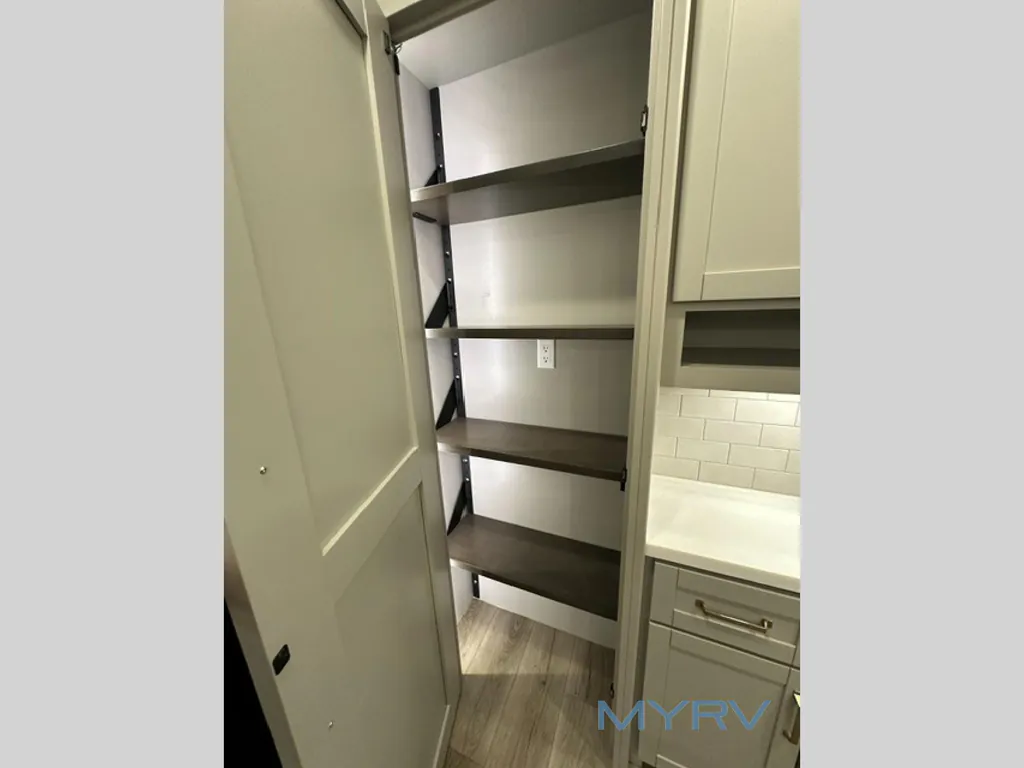 2025 Brinkley Model Z 3610, Photos photo 30
