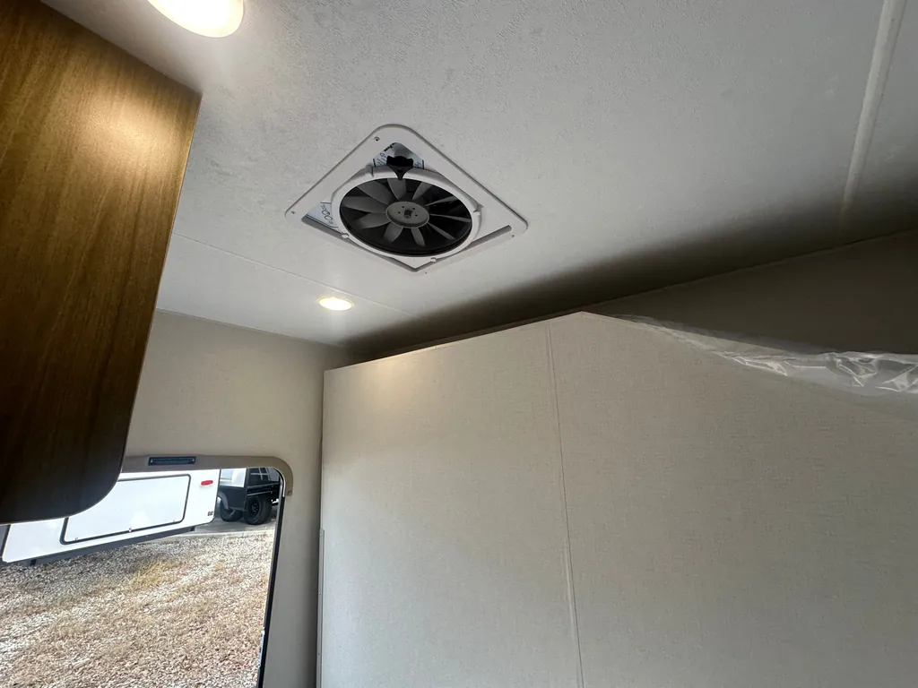 2026 Coachmen Freelander 22XG, Photos photo 52