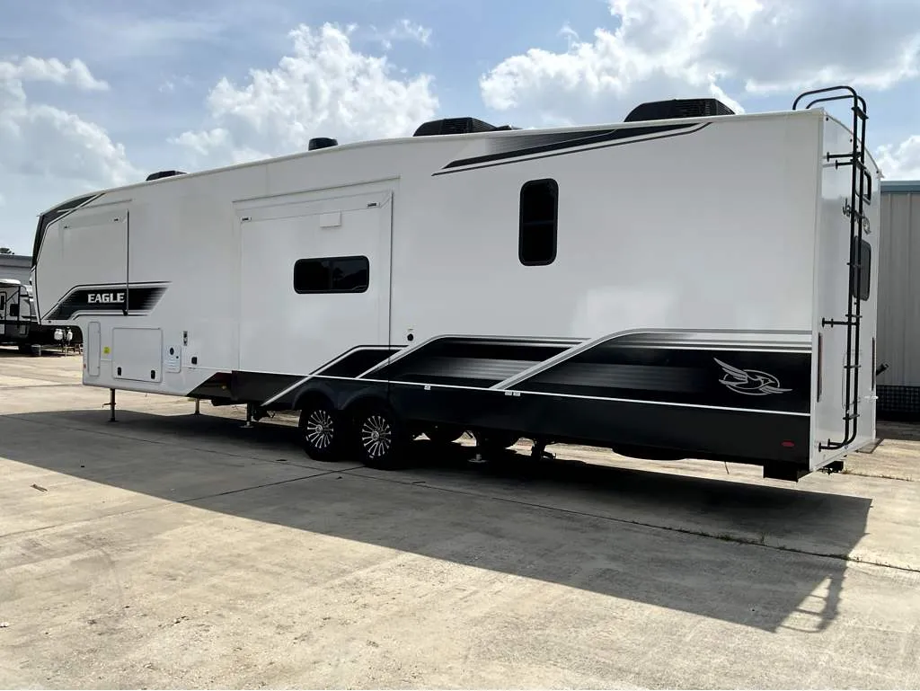 2026 Jayco Eagle 360DBOK - Photo 2