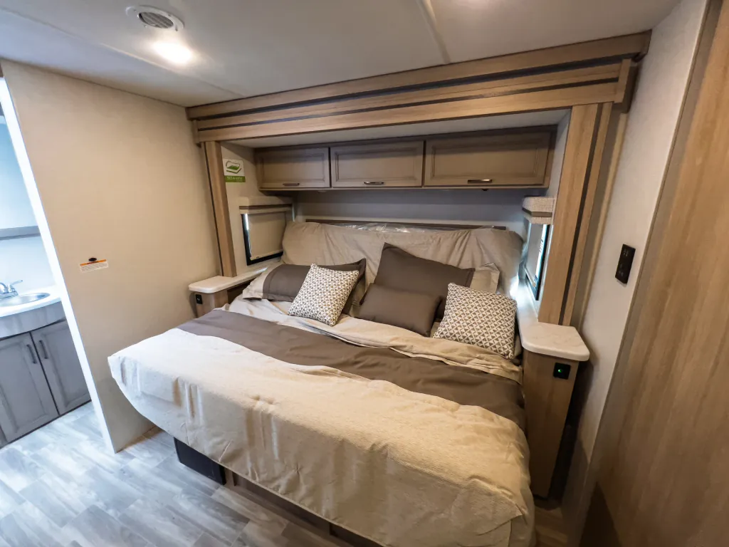 2027 Thor Motor Coach Windsport 36H, Photos photo 15