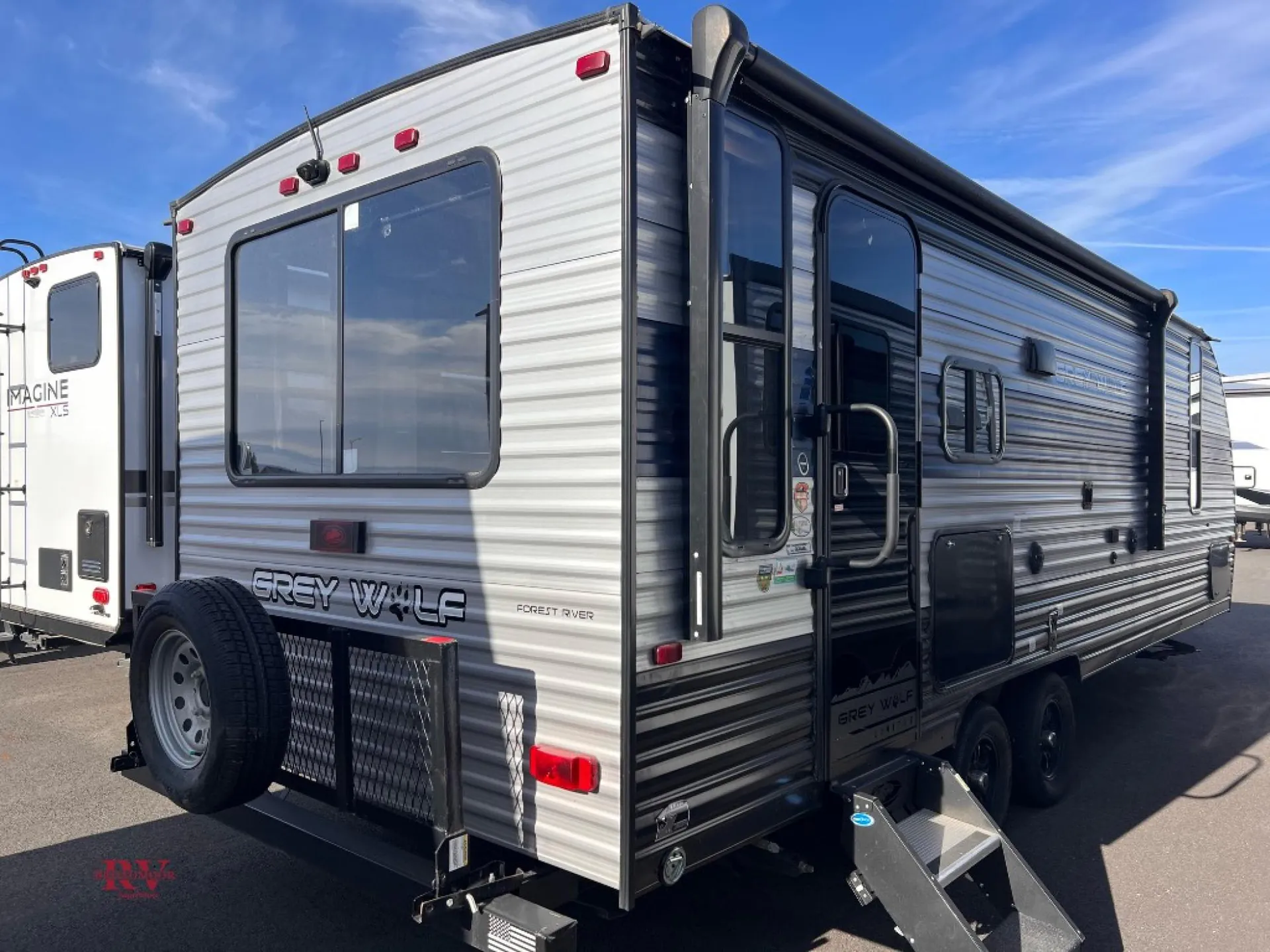 2022 Forest River Cherokee Grey Wolf 23MK — Photo 5
