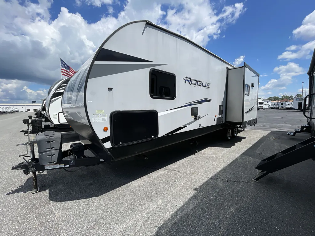 2021 Forest River Vengeance Rogue 26V, Photos photo 6