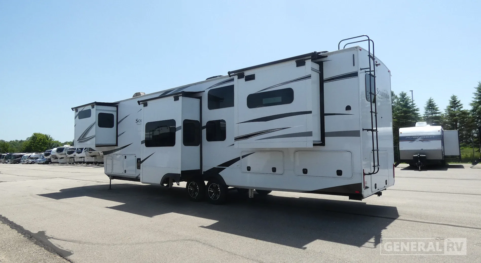 2023 Grand Design Solitude 390RK - Photo 4