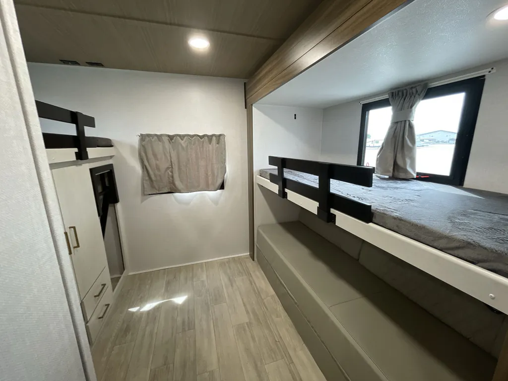 2027 Forest River Vibe 3400BH, Photos photo 18