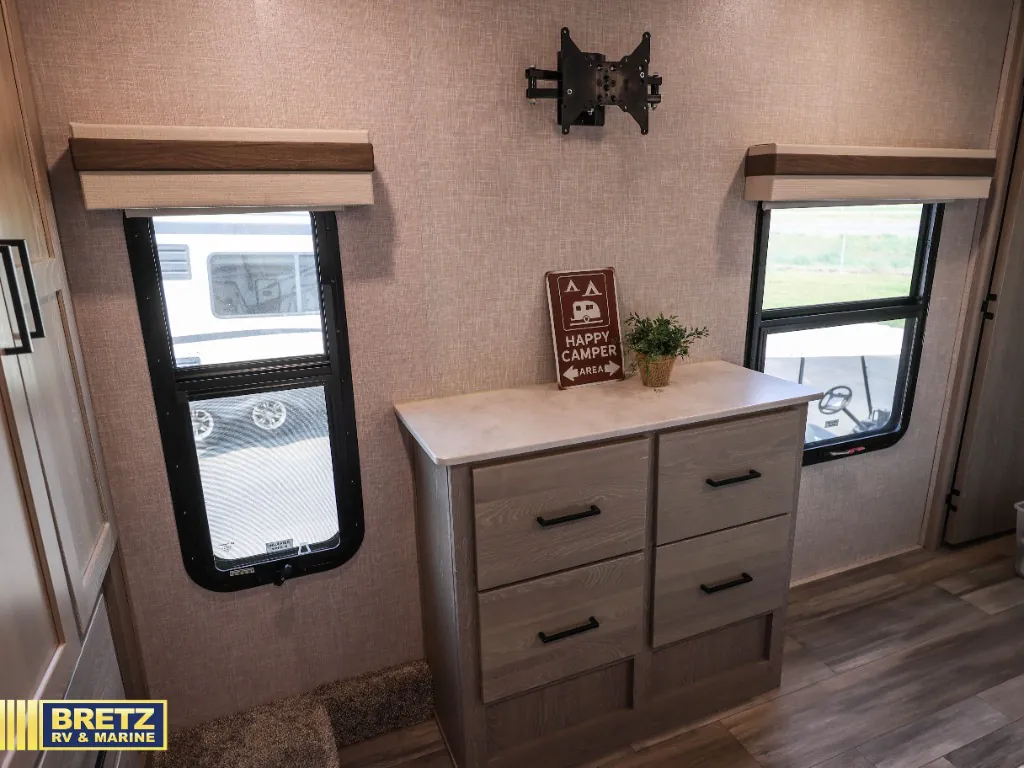 2022 Forest River Rockwood Ultra Lite 2898BS, Photos photo 37
