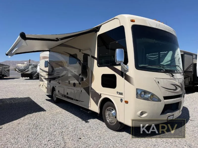 2016 Thor Motor Coach Hurricane 31S - Main photo