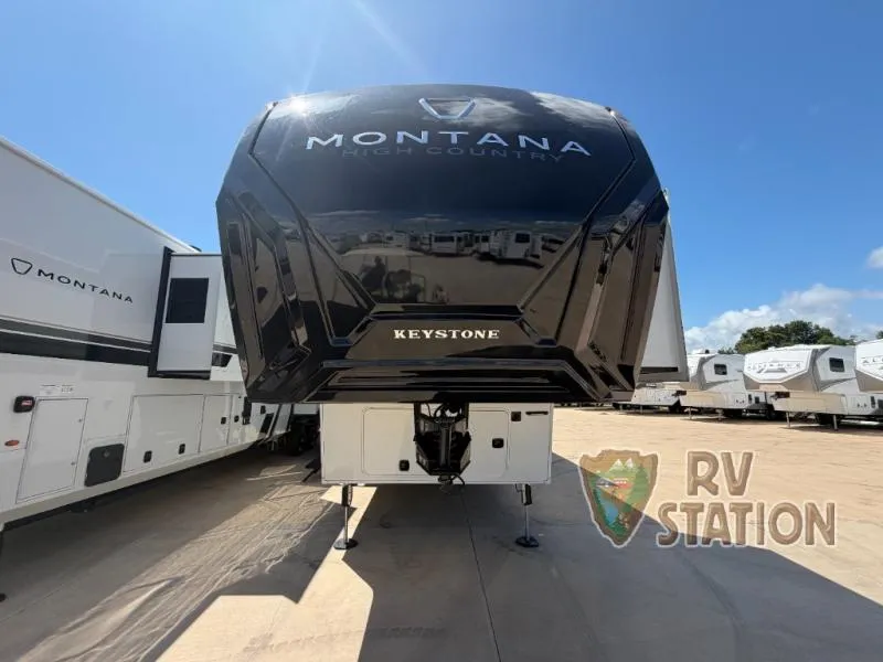 2027 Keystone Montana High Country 290RL - Photo 3