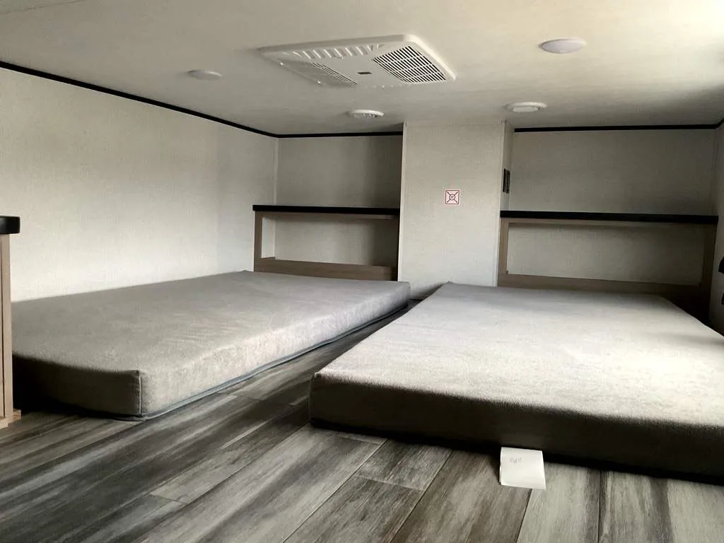 2026 Jayco Jay Flight Bungalow 404LOFT DS, Photos photo 16
