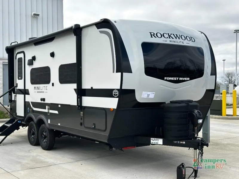 2026 Forest River Rockwood Mini Lite 2109S - Photo 2