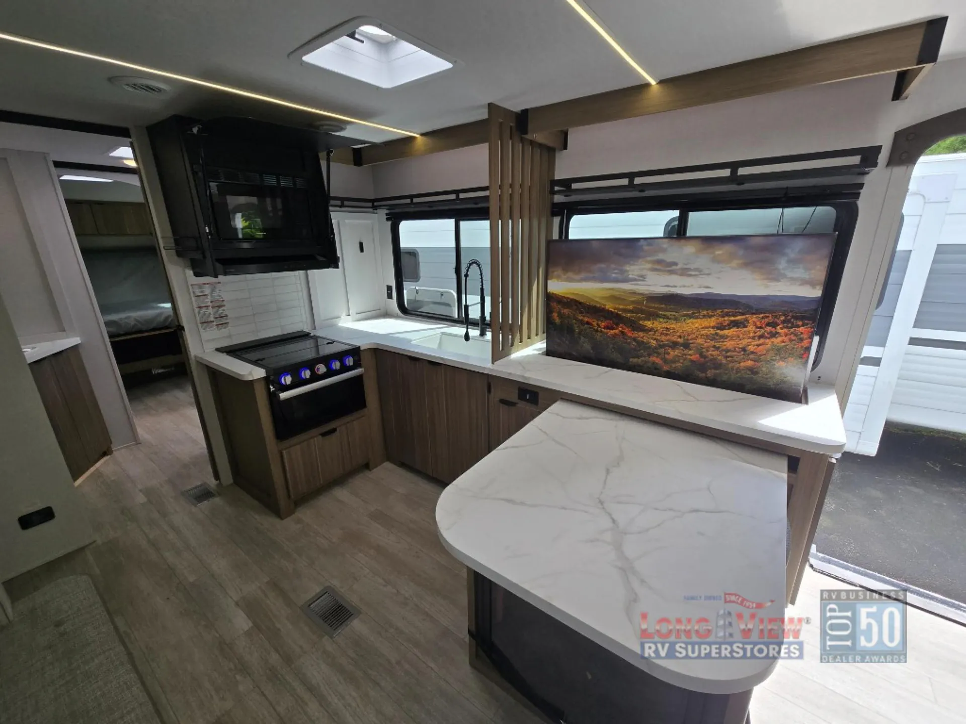 2026 Forest River Wildwood 300ICE — Photo 6