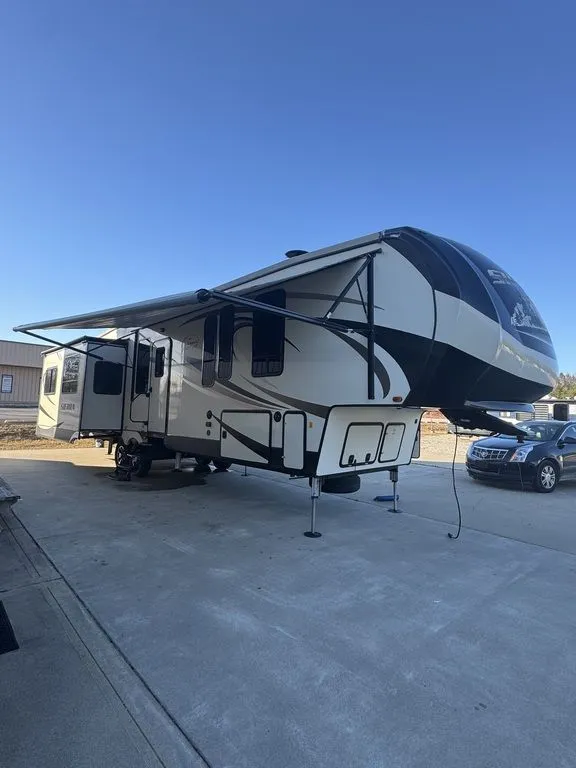 2015 Jayco Pinnacle 36FBTS, Photos photo 26
