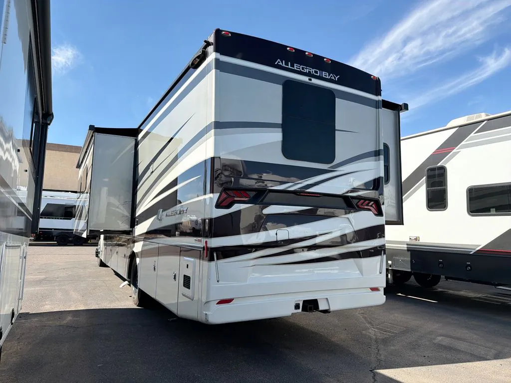 2024 Tiffin Allegro Bay 38 AB - Photo 4