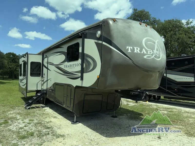 2015 DRV Luxury Suites Tradition 380RES - Main photo