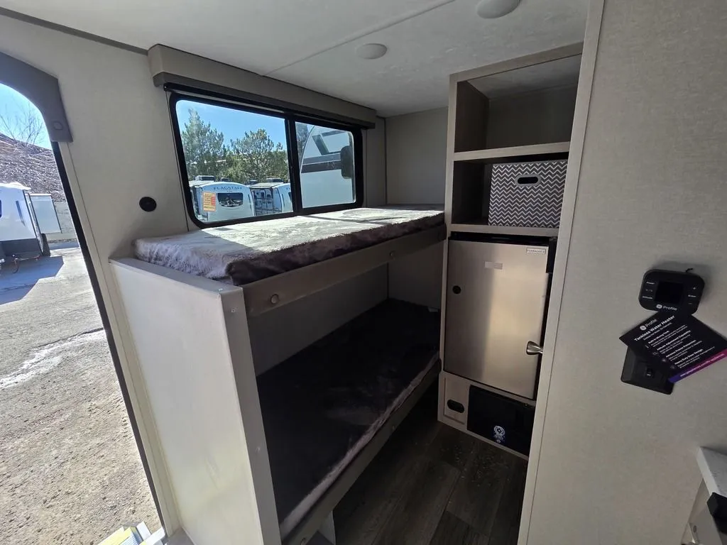 2026 Coachmen Catalina Summit Series 7 134BHX - Photo 4