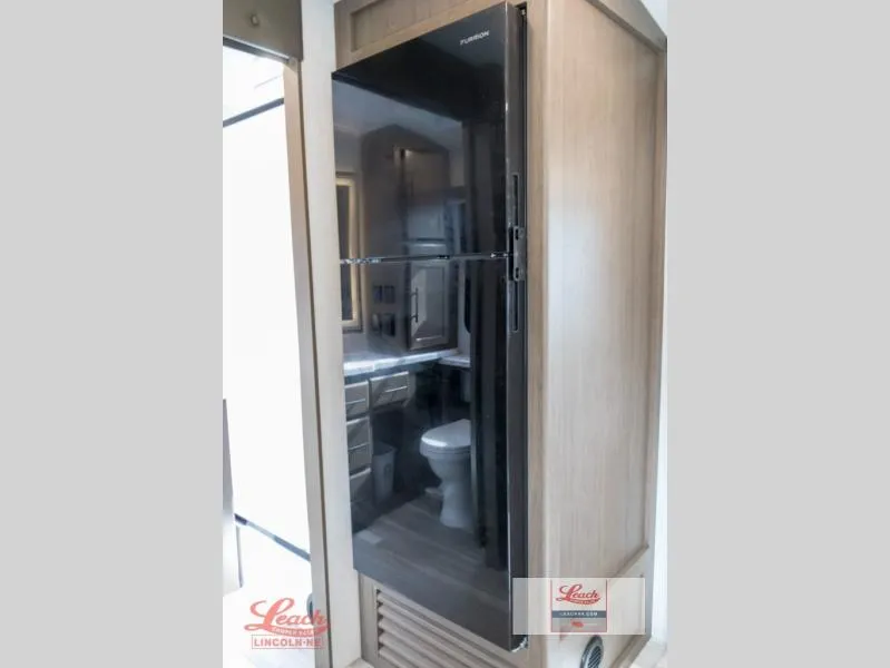 2026 Keystone RV Cougar Half-Ton 26LBW - Photo 4